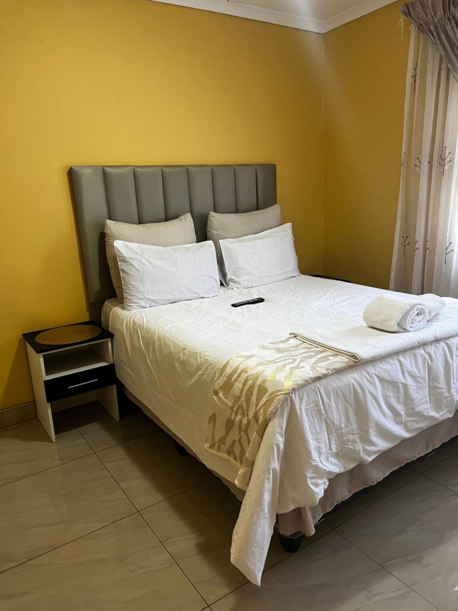 Nkguesthouse Ladysmith Kültér fotó